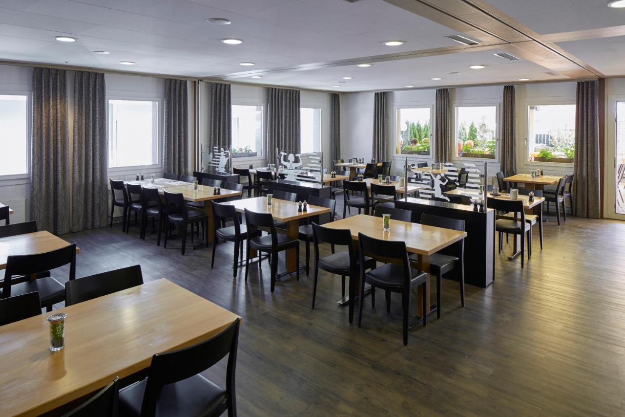 อพาร์ตโฮเต็ล บาเดิน Hotel ภายนอก รูปภาพ